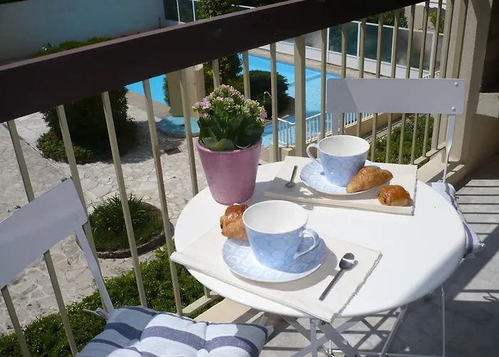 아파트 Seaside One In Salis *